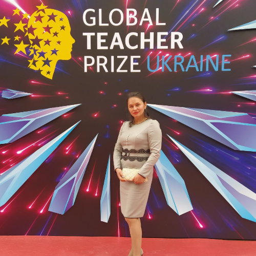 Спікер:   - доцент кафедри природничо-математичних дисциплін 
у дошкільній, початковій і спеціальній освіті (консультант/учитель) 